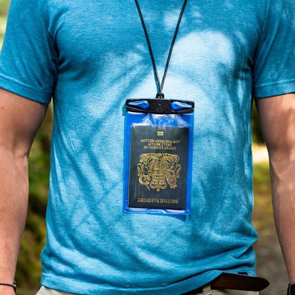 Aquapac Travel Case Small Black/Blue