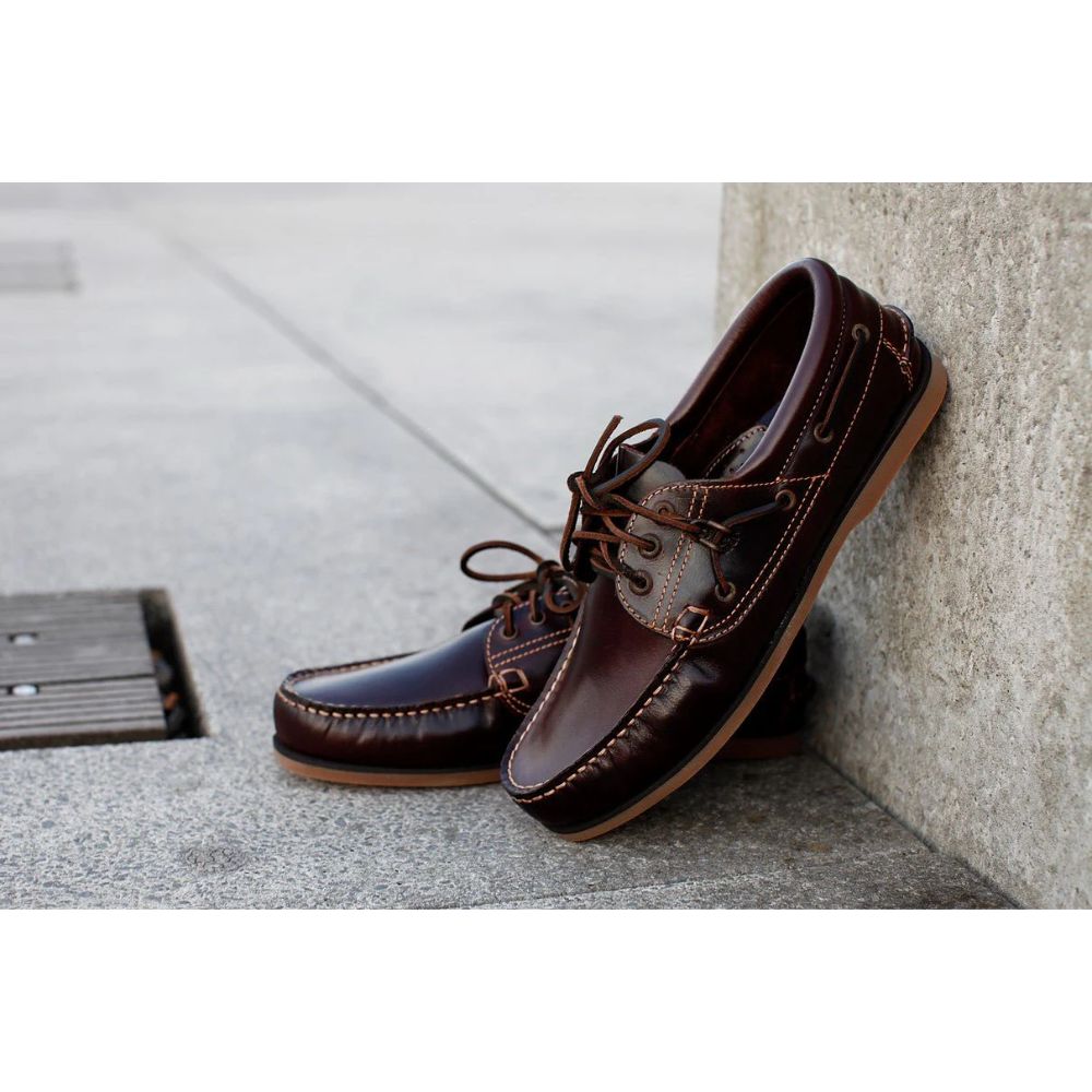 Crazy 4 Sailing Men's Comfort 3-Eye Leather Shoes (Seafox)