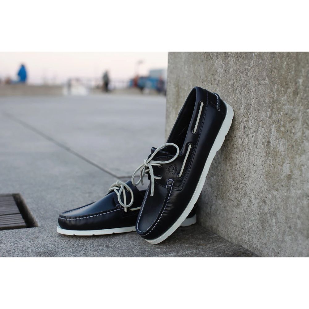 Crazy 4 Sailing Women's Vermont 2-Eye Leather Shoes (Navy)