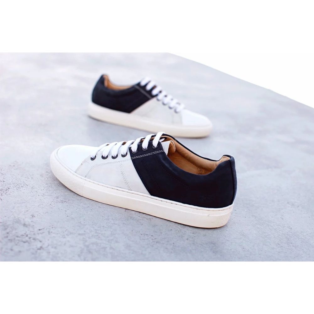 Crazy 4 Sailing Genoa Sneakers (Navy / White)