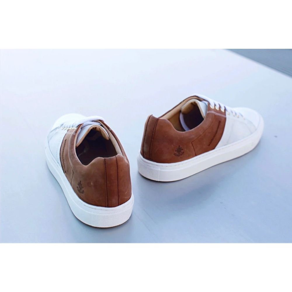 Crazy 4 Sailing Genoa Sneakers (Tan / White)