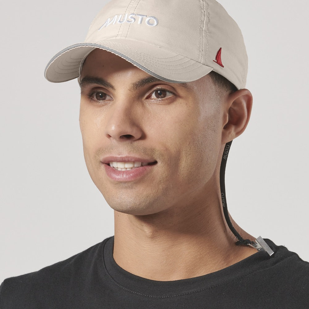 Musto Essential FD Crew Cap - Light Stone